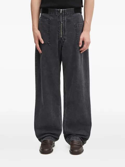 zip-fastening jeans