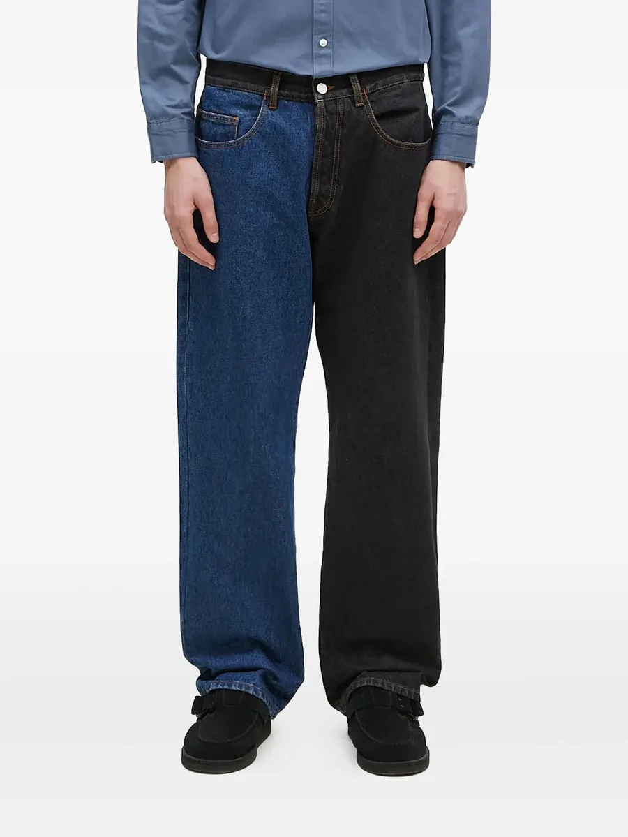 embroidered-logo jeans 3