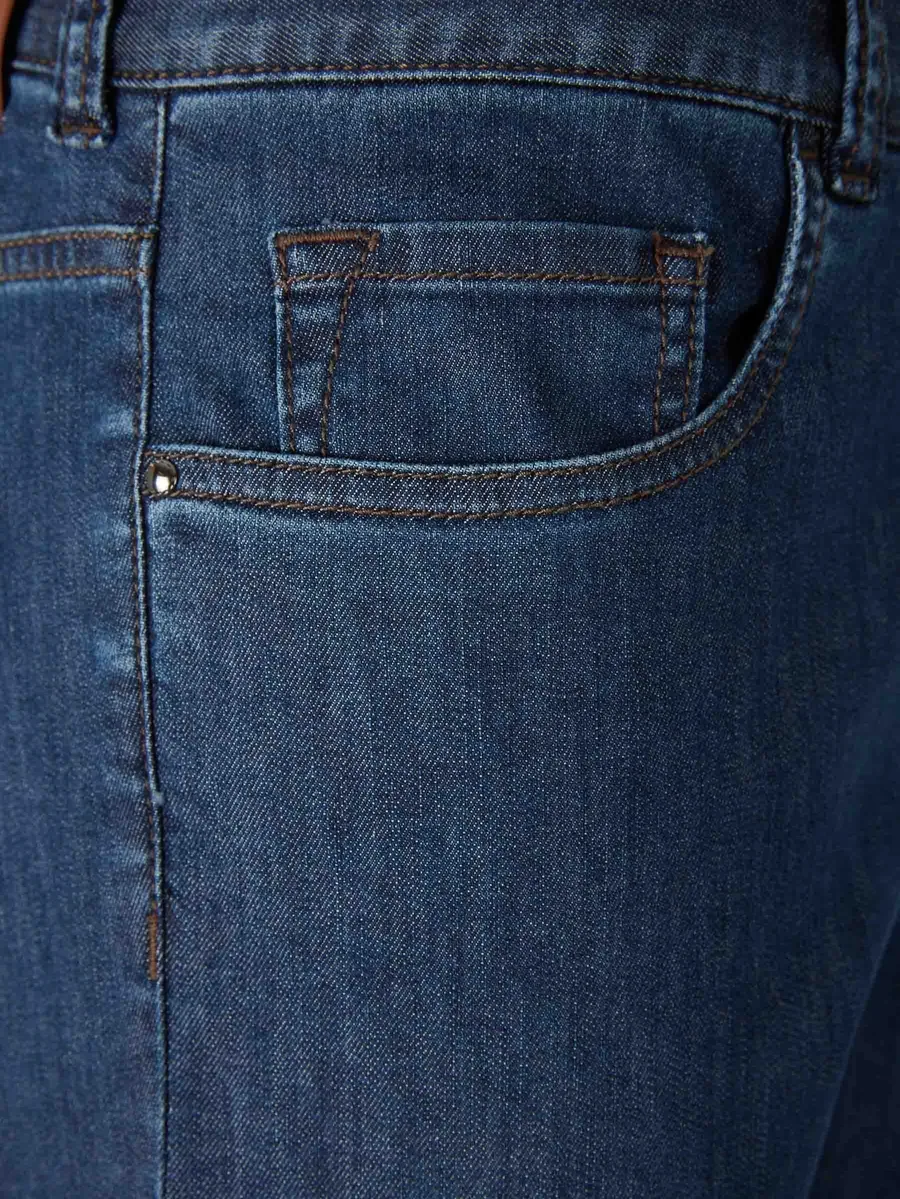five-pocket-style jeans 5