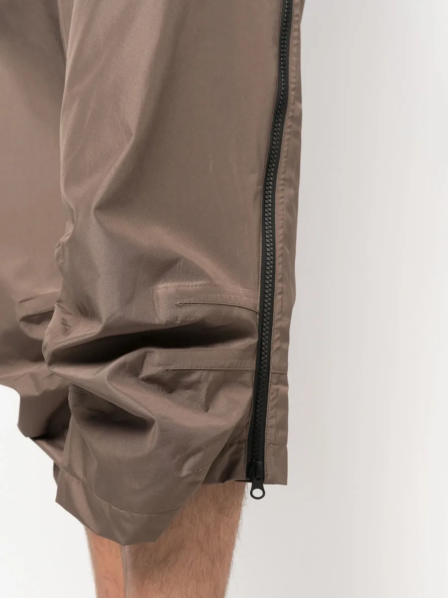 buckle-fastening satin cropped trousers 10