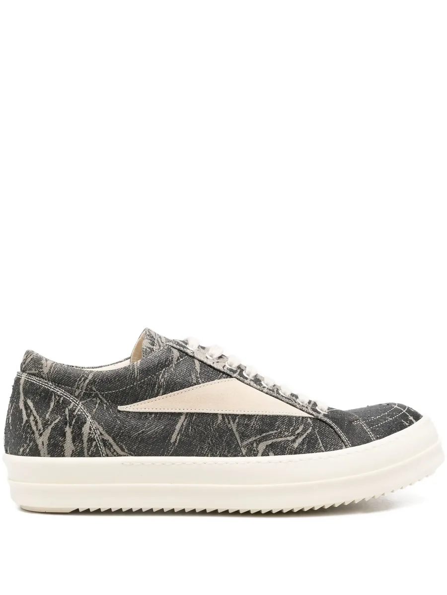 Vintage sneakers 1