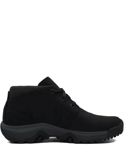 lace-up chukka trainers
