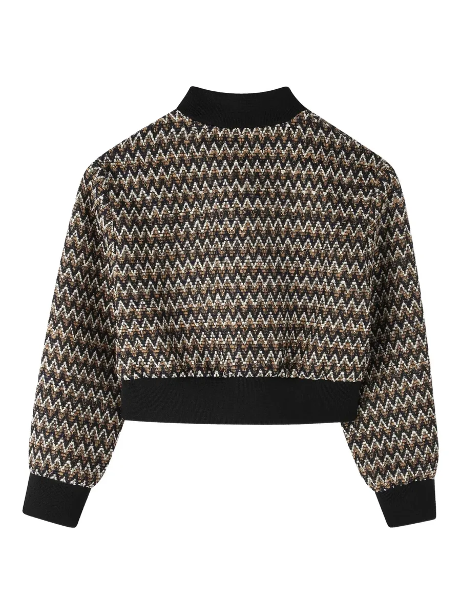 бомбер с узором зигзаг 4