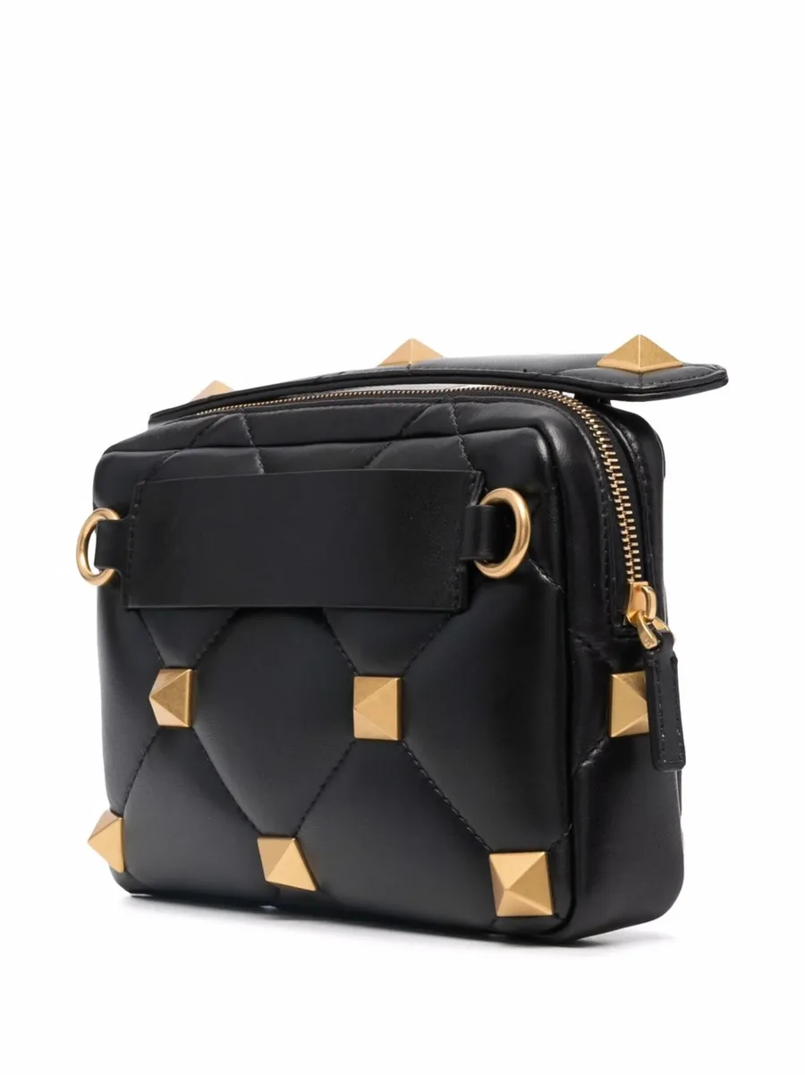 стеганый клатч с декором Rockstud 6