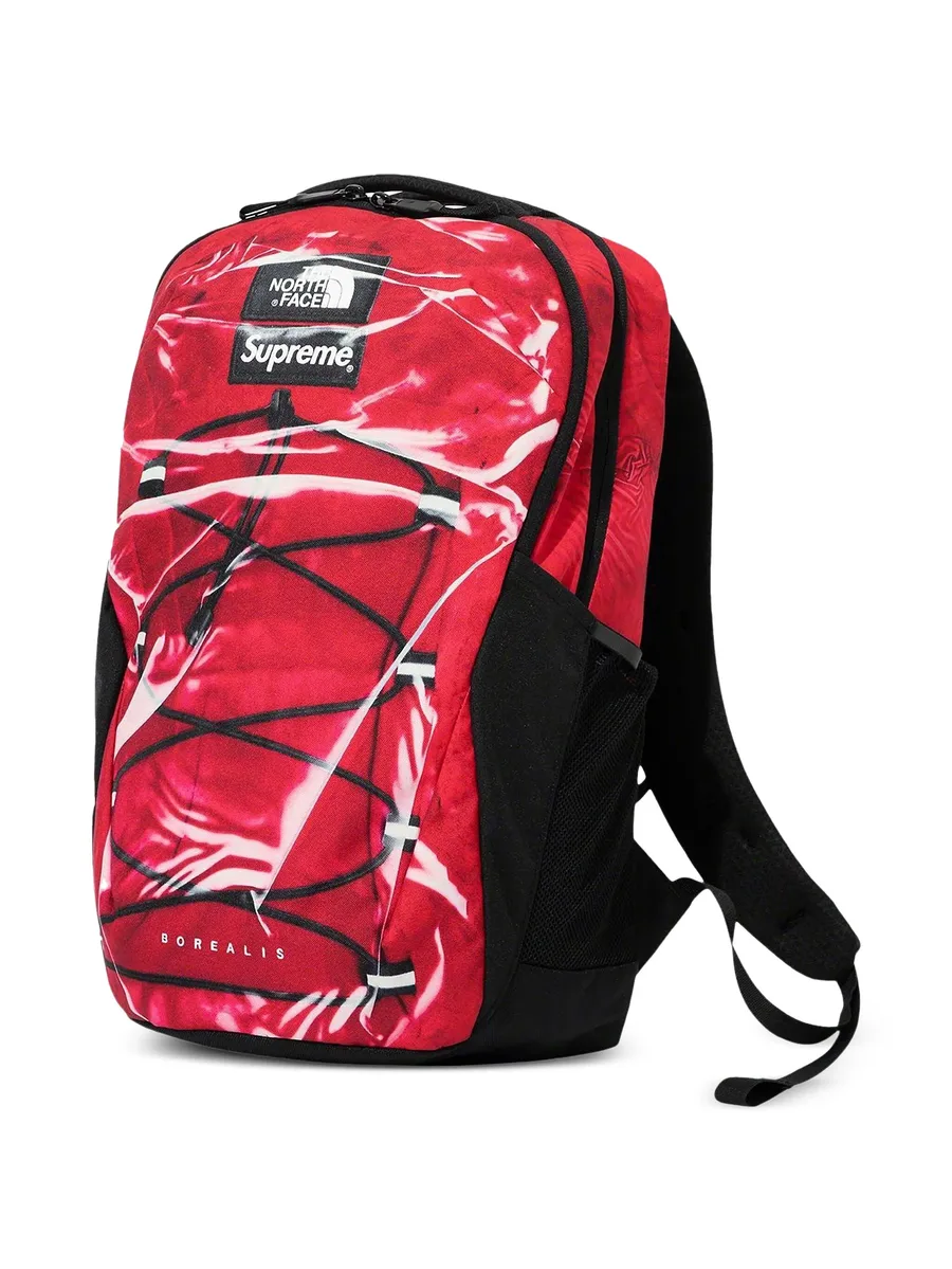 рюкзак Borealis Trompe L'oeil Red из коллаборации с The North Face 6