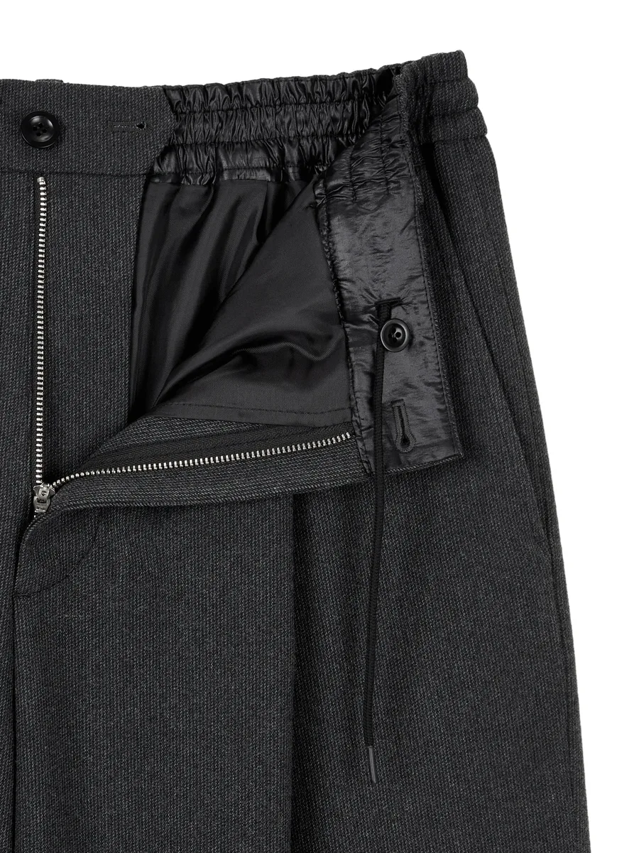 houndstooth pattern pleated trousers 10