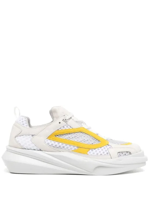 contrast-trim low-top sneakers