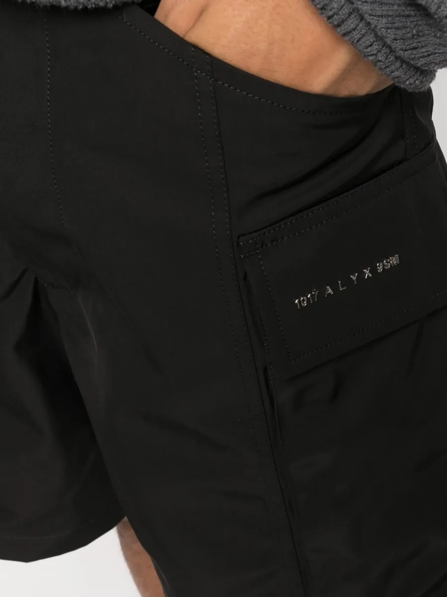 high-waisted cargo shorts 9