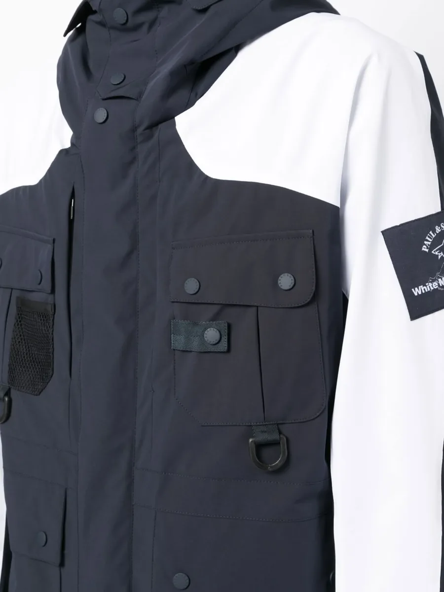 multiple pockets hooded jacket 9
