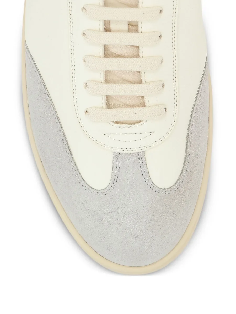 Banner sneakers 8
