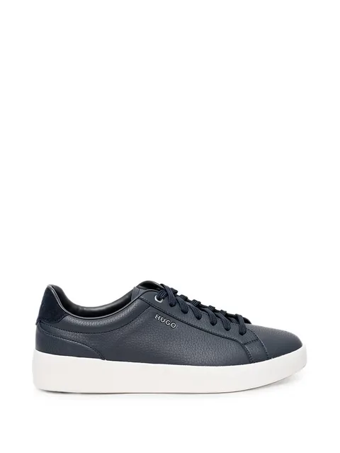 logo-plaque grained-leather sneakers