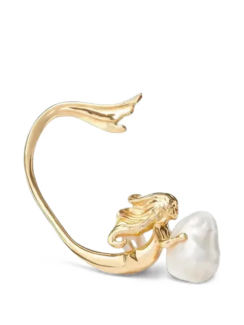 faux-pearl earring