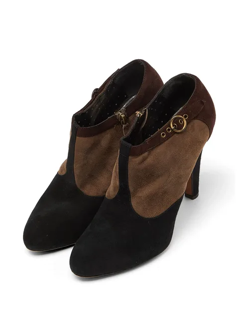buckle-detail suede ankle pumps