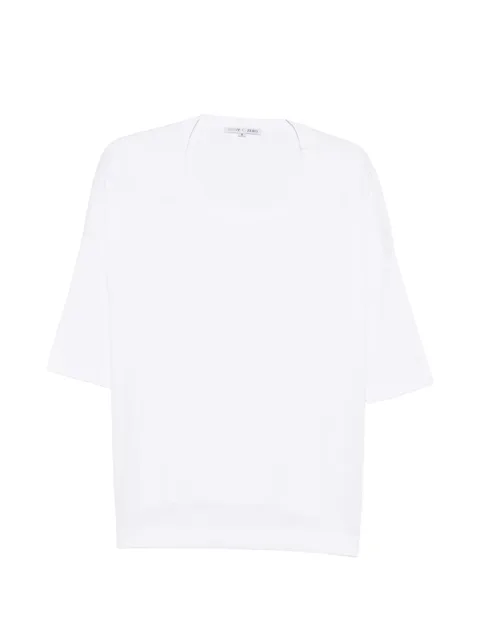 three-quarter sleeve T-shirt