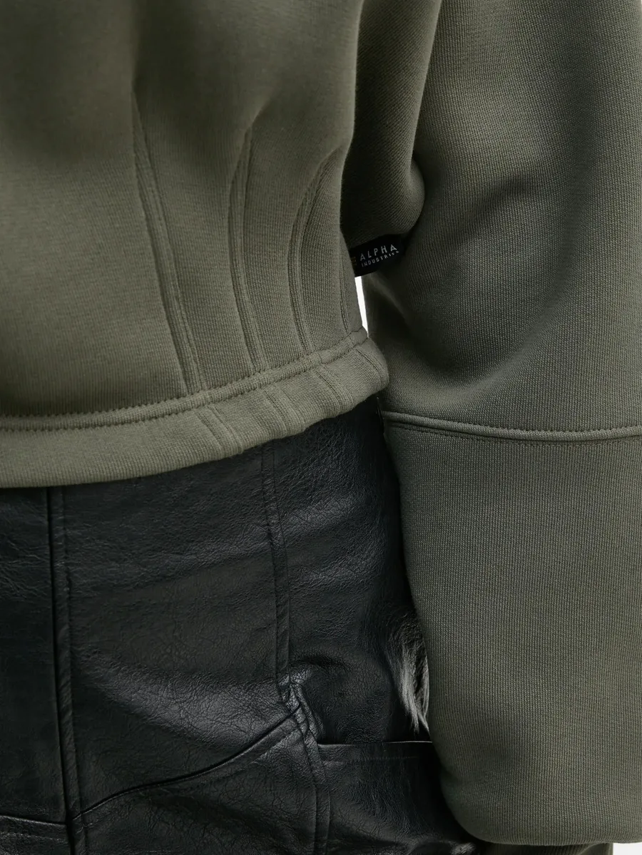 cinched-waist hoodie 9