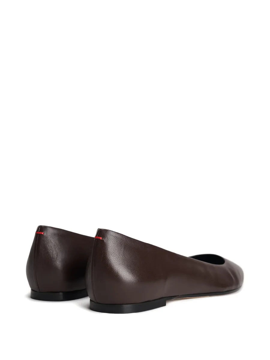 pointed pumps 5