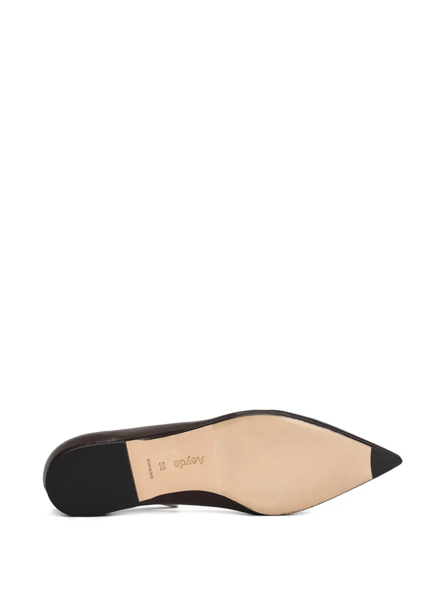 pointed pumps 10