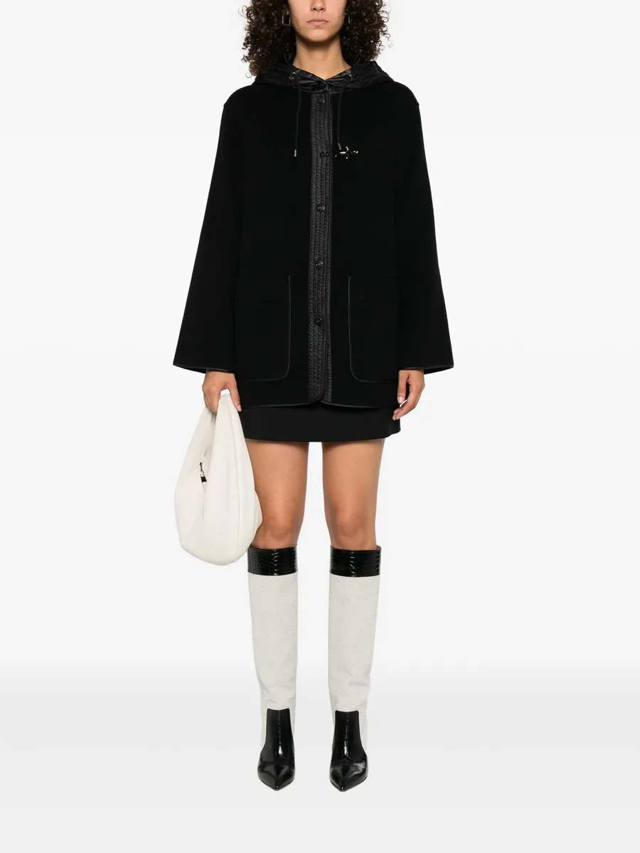 hooded toggle-fastening coat 3