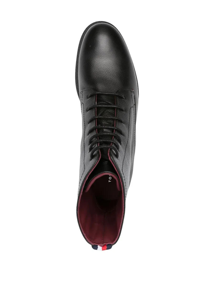 lace-up leather boots 9