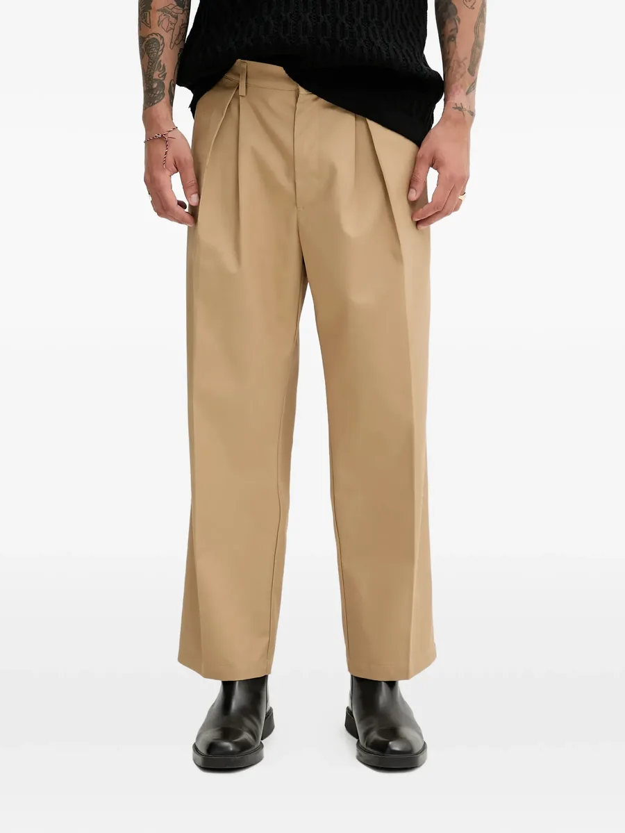pleated trousers 2