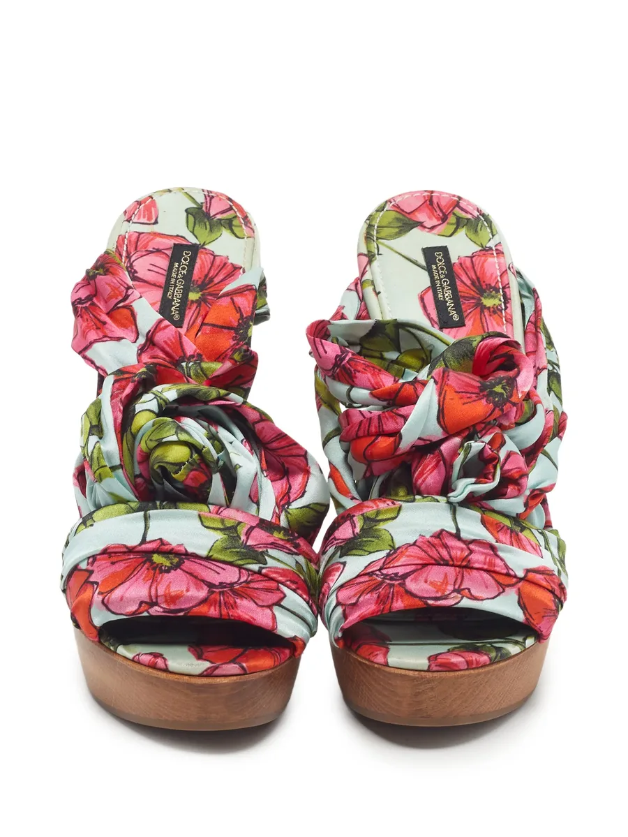 floral-print sandals 7