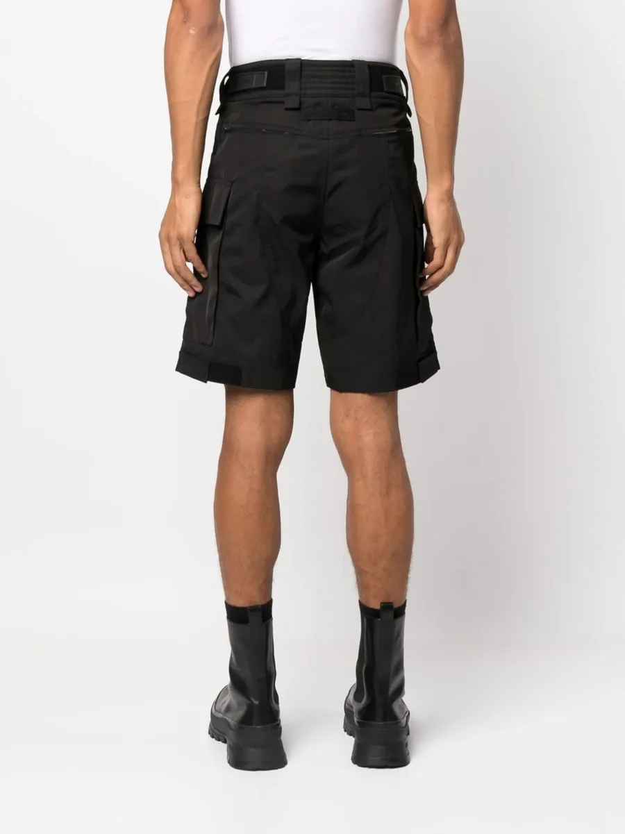 high-waisted cargo shorts 7