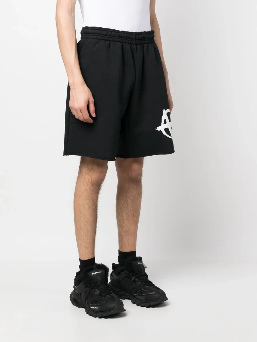 logo-print knee-length shorts 7