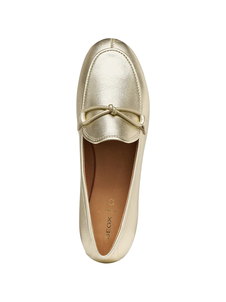 New Palmaria metallic-finish knot-detail loafers 7