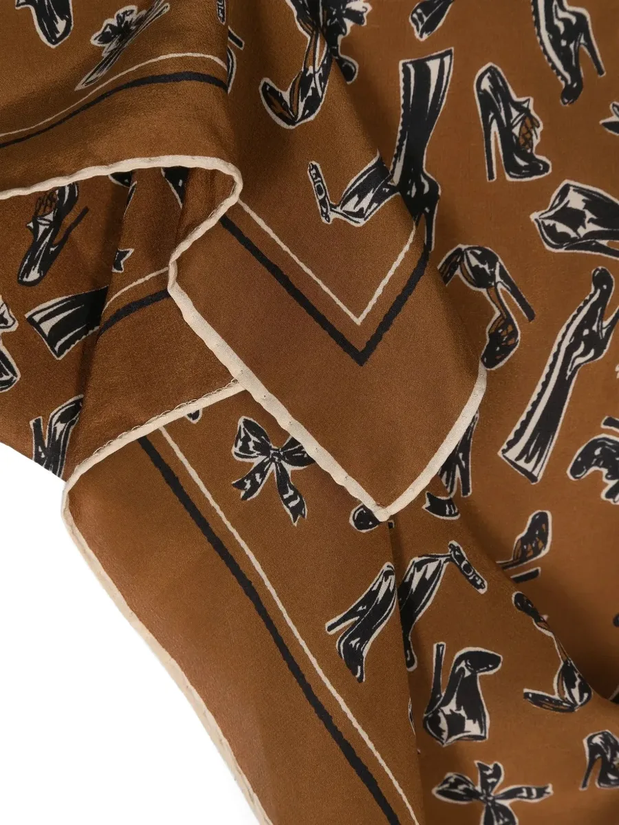 shoe-print scarf 3