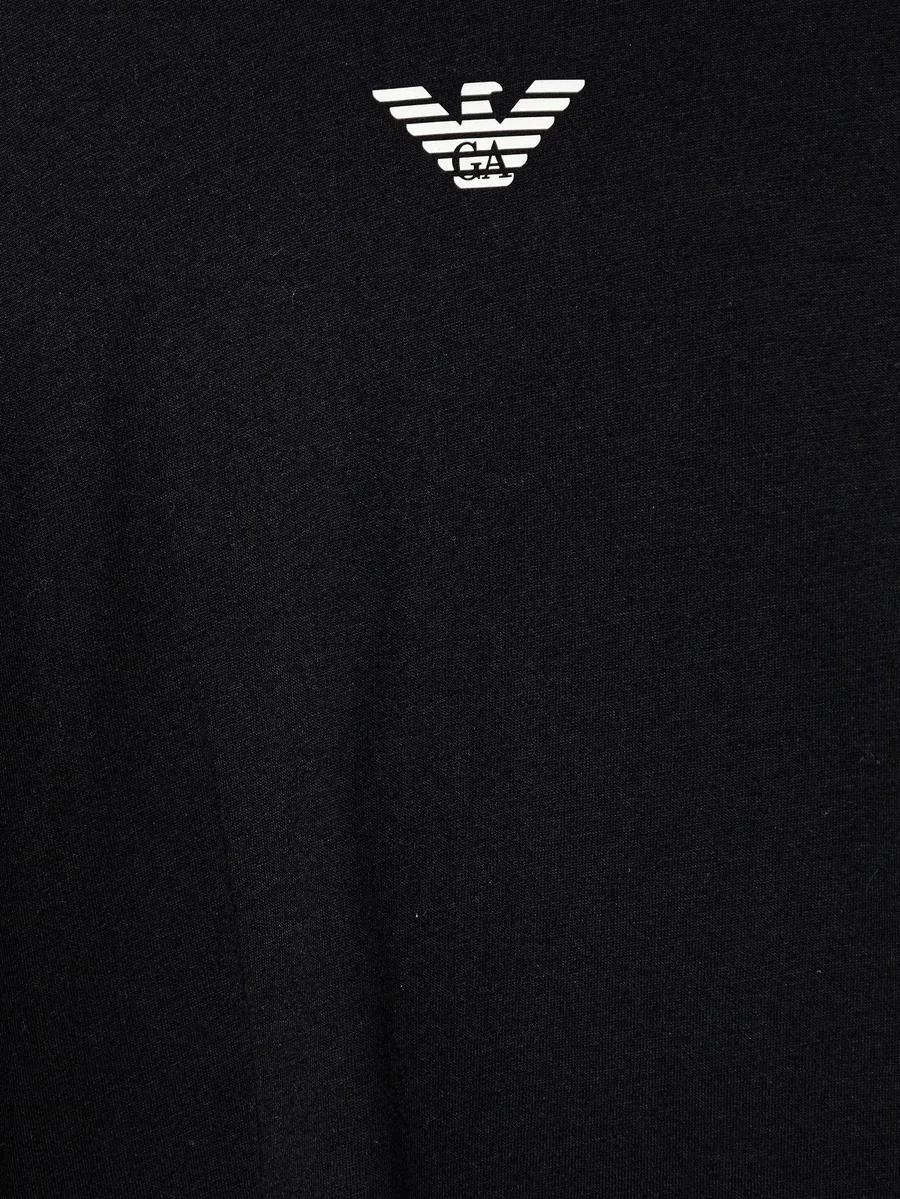 футболка с логотипом 5