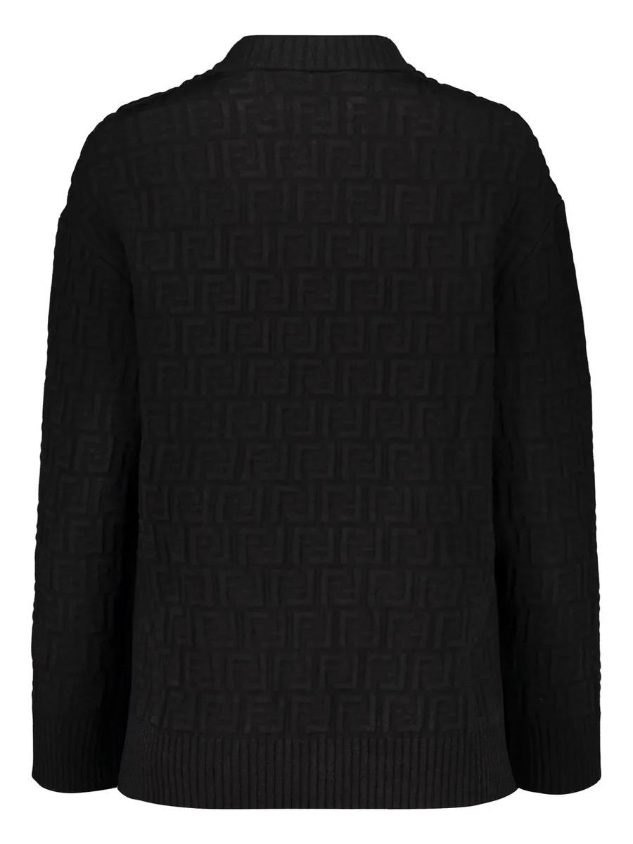 FF-motif sweater 3