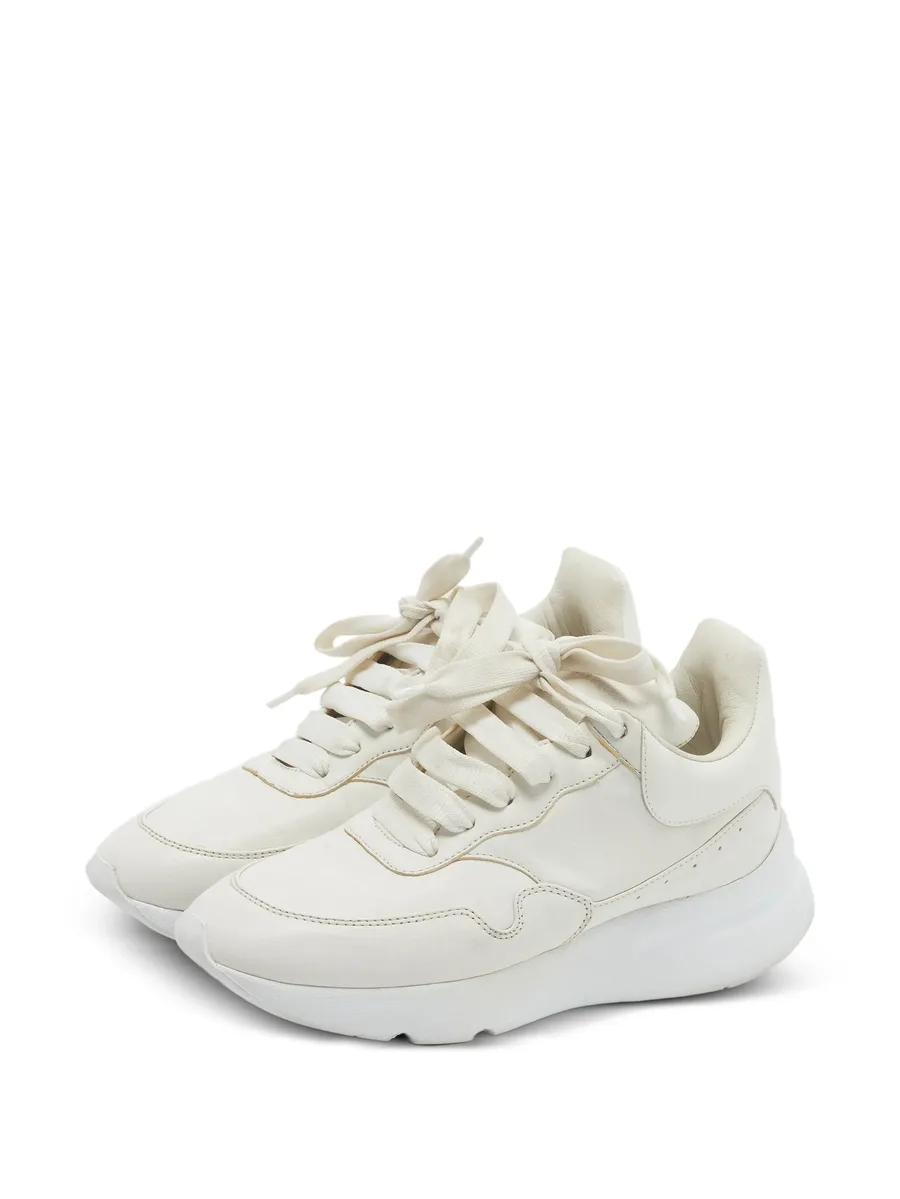 кроссовки Oversized на шнуровке 3