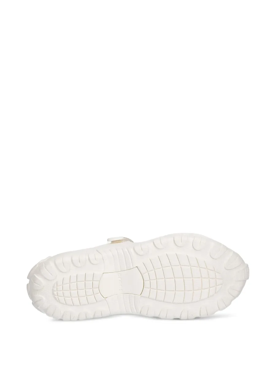 кроссовки с эффектом металлик 9