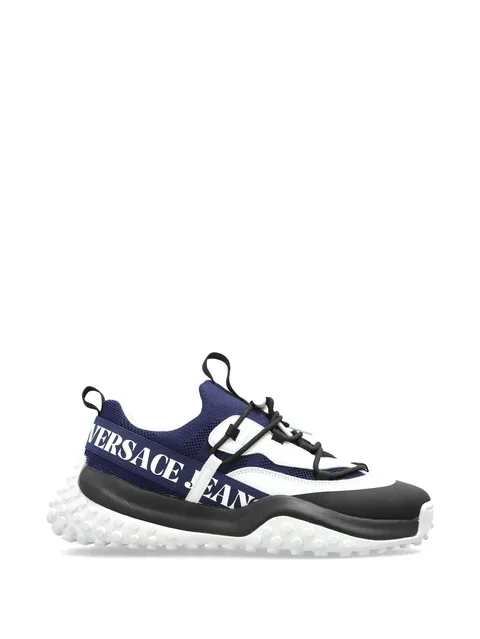 logo-ptint sneakers