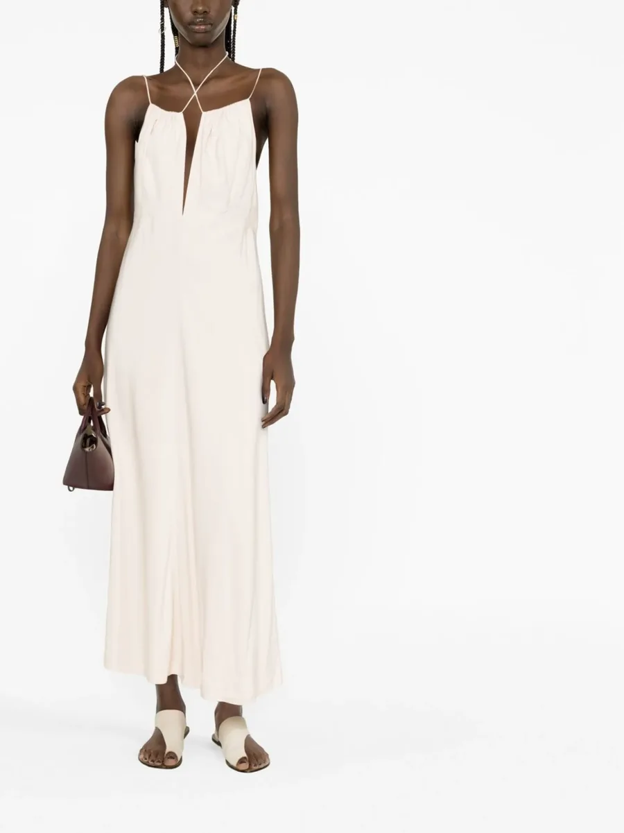 halterneck sleeveless maxi dress 3