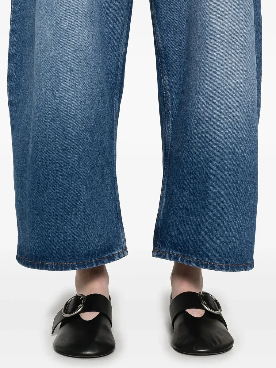 Chalco cropped jeans 10
