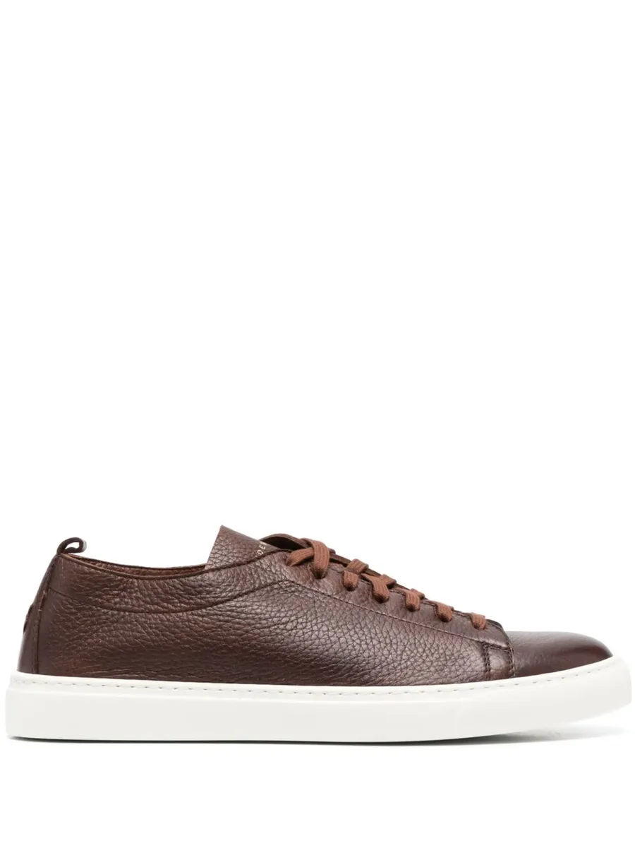 leather low-top sneakers 2