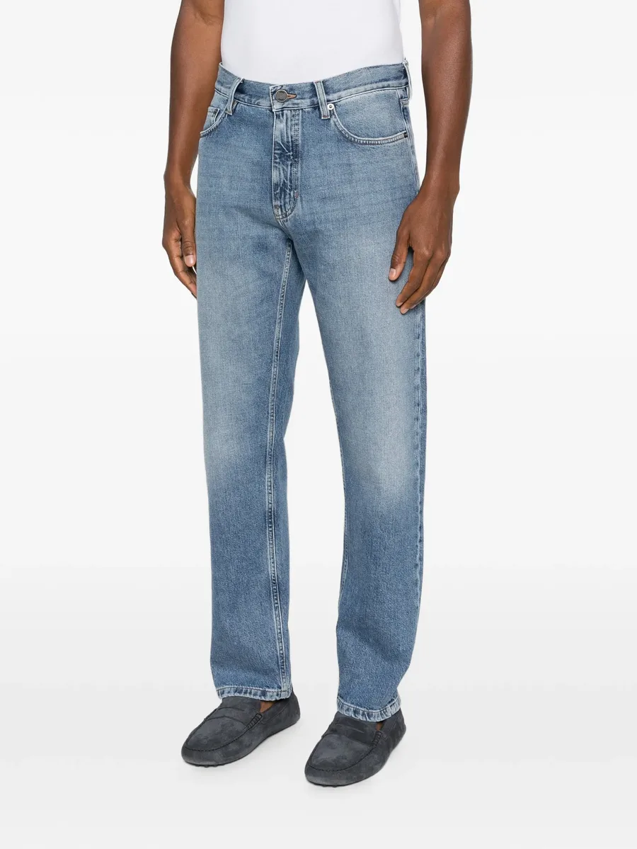 belt-loops jeans 5