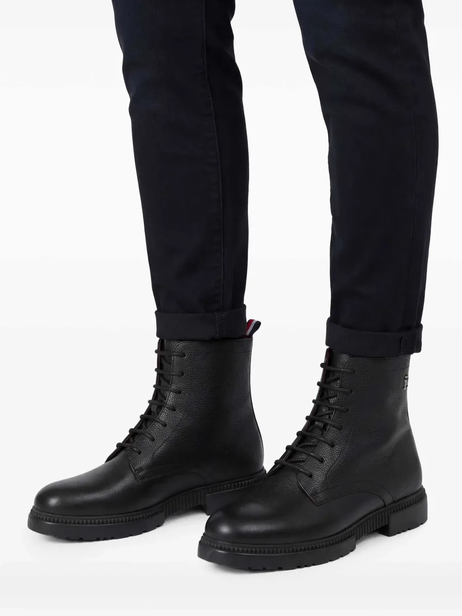 lace-up leather boots 4