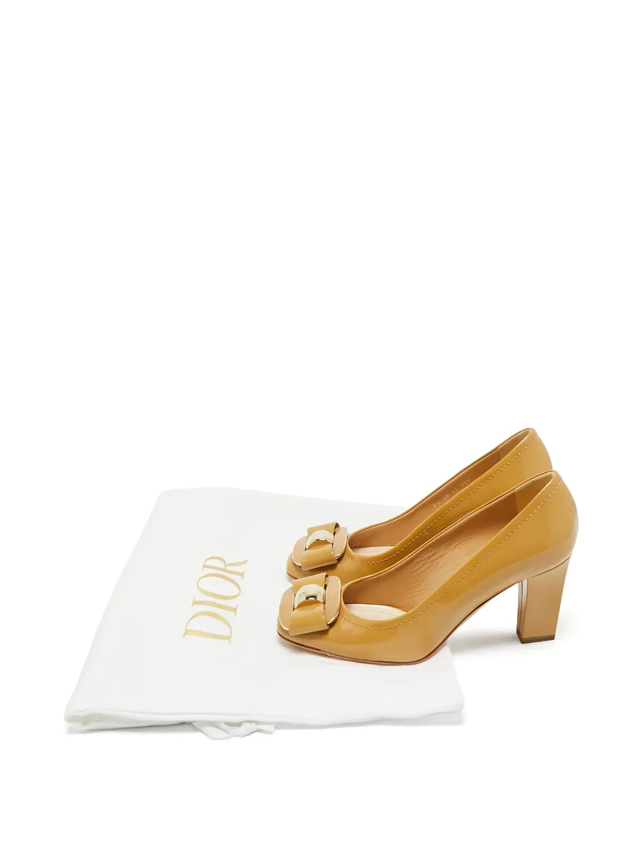 bow pumps 8