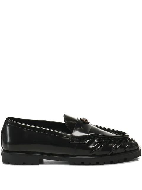 pleated logo-plaque loafers