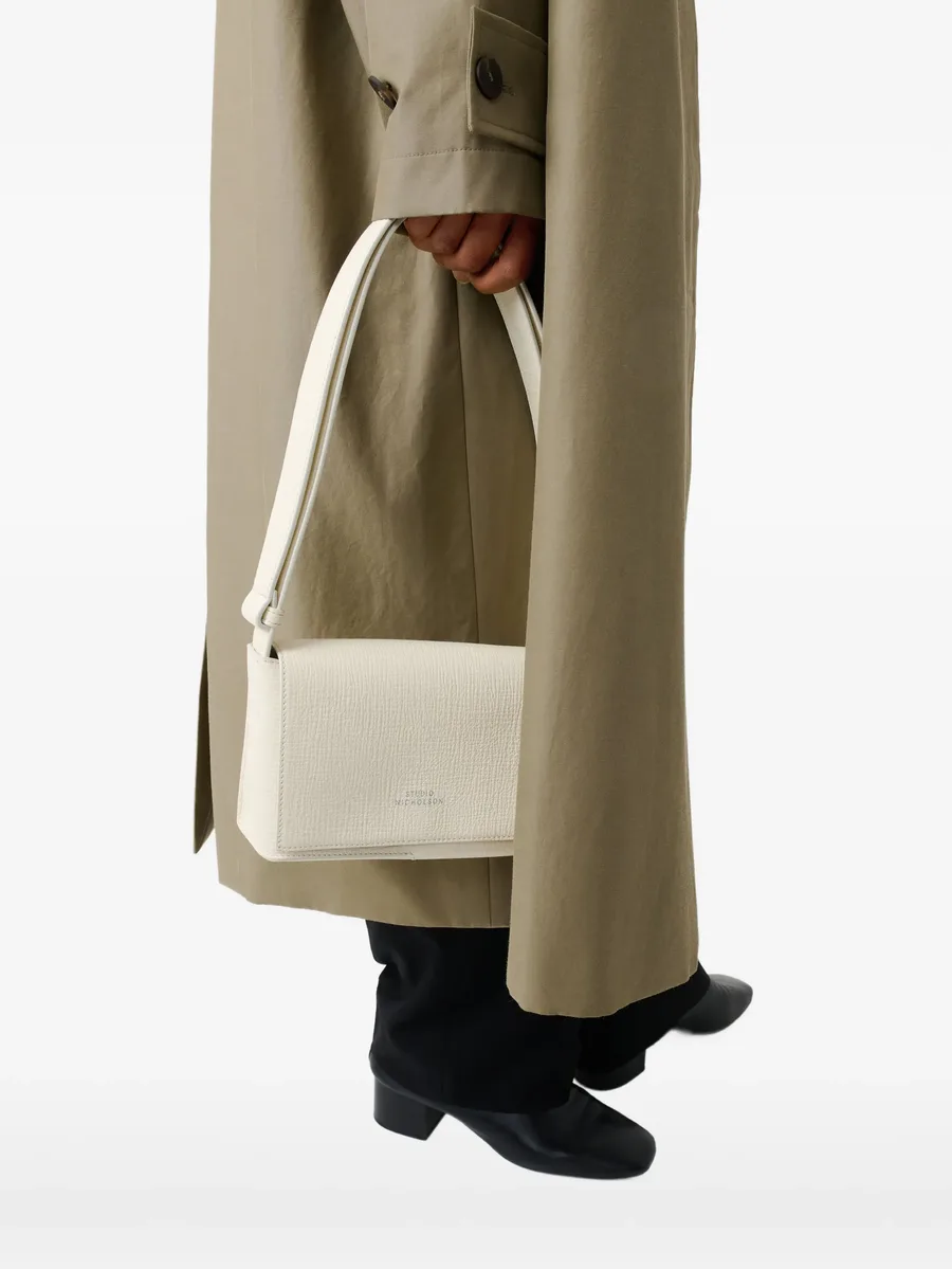 Meshi flap grained-leather shoulder bag 3