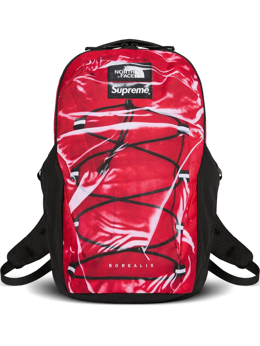 рюкзак Borealis Trompe L'oeil Red из коллаборации с The North Face 1