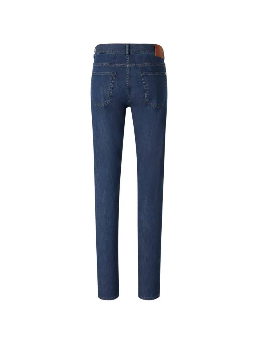 five-pocket-style jeans 3