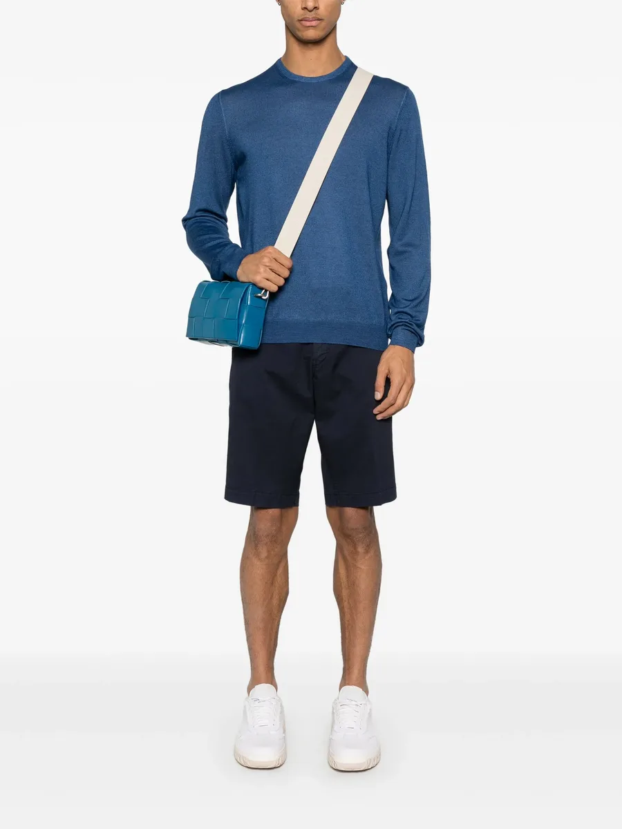 Guru shorts 4