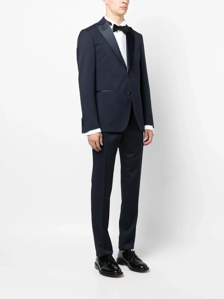 peak-lapel single-breasted blazer 5