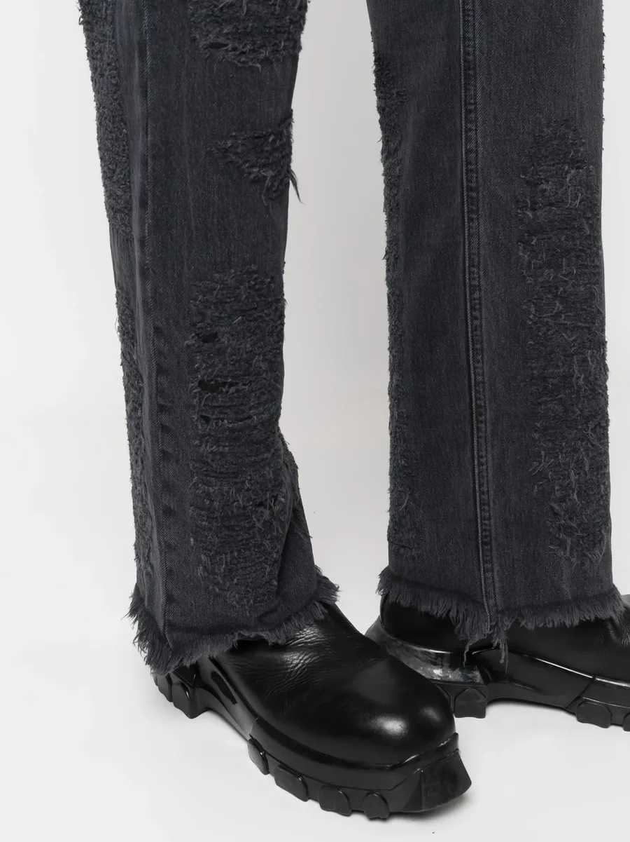 straight-leg distressed-finish jeans 10