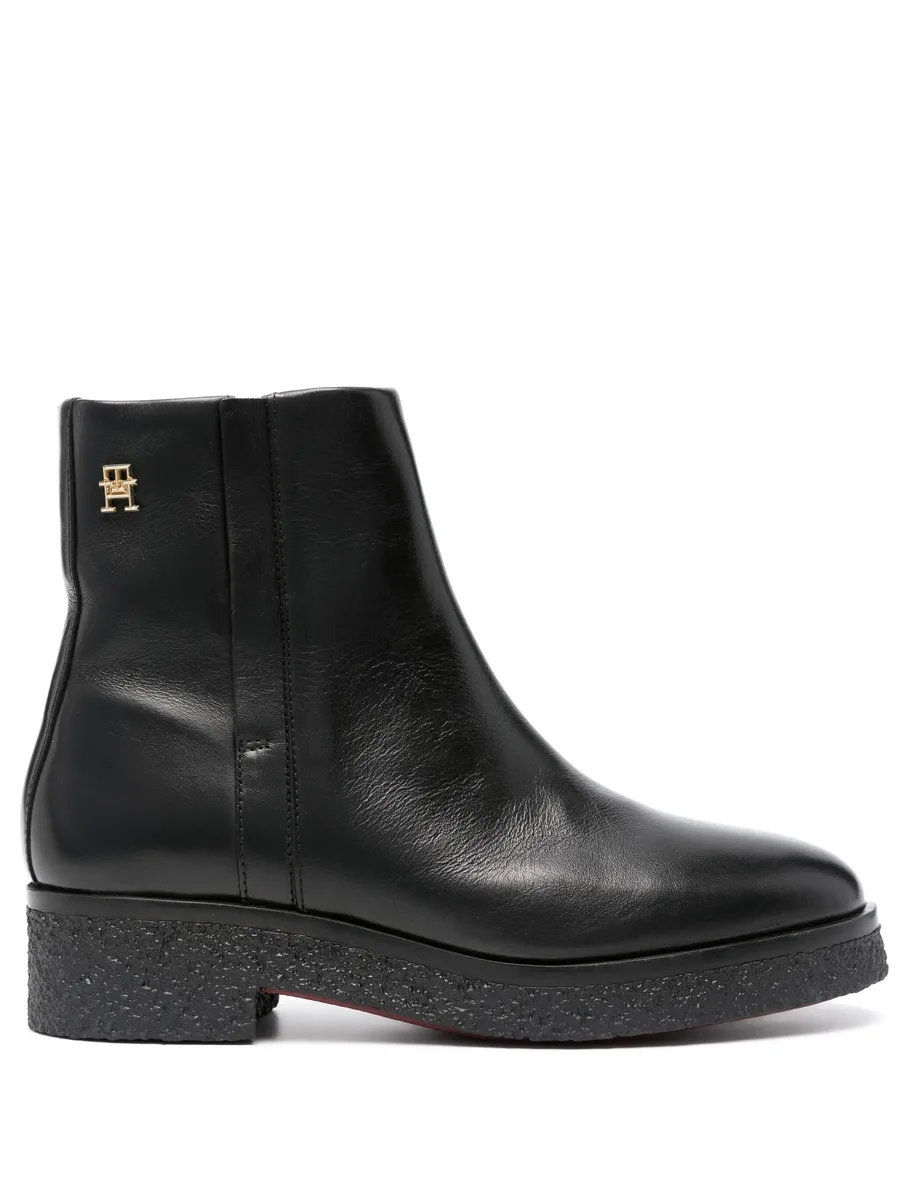 logo-plaque leather ankle boots 1