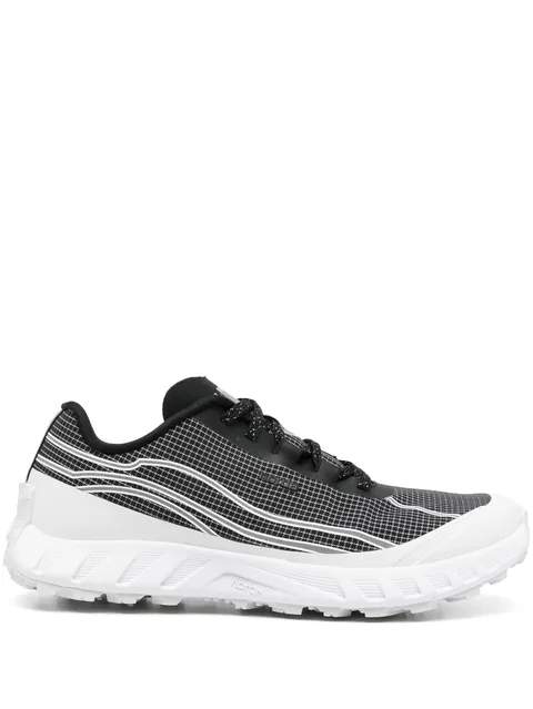 002 Trail lace-up sneakers