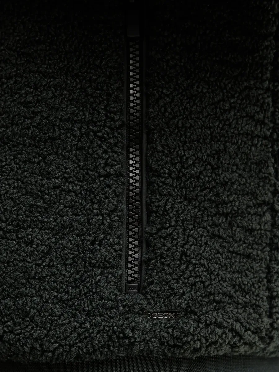 zip-up jacket 10